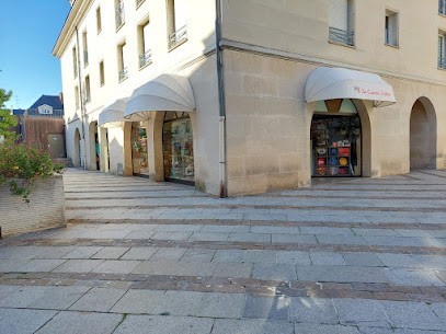 La Caverne D'Albin, Magasin de Jouets à Compiègne